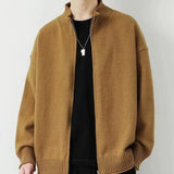 Lässiger, schmal geschnittener Pullover mit Stehkragen und Reißverschluss