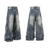 Trendige Designer-Jeans im Baggy-Stil mit Falten und weitem Bein