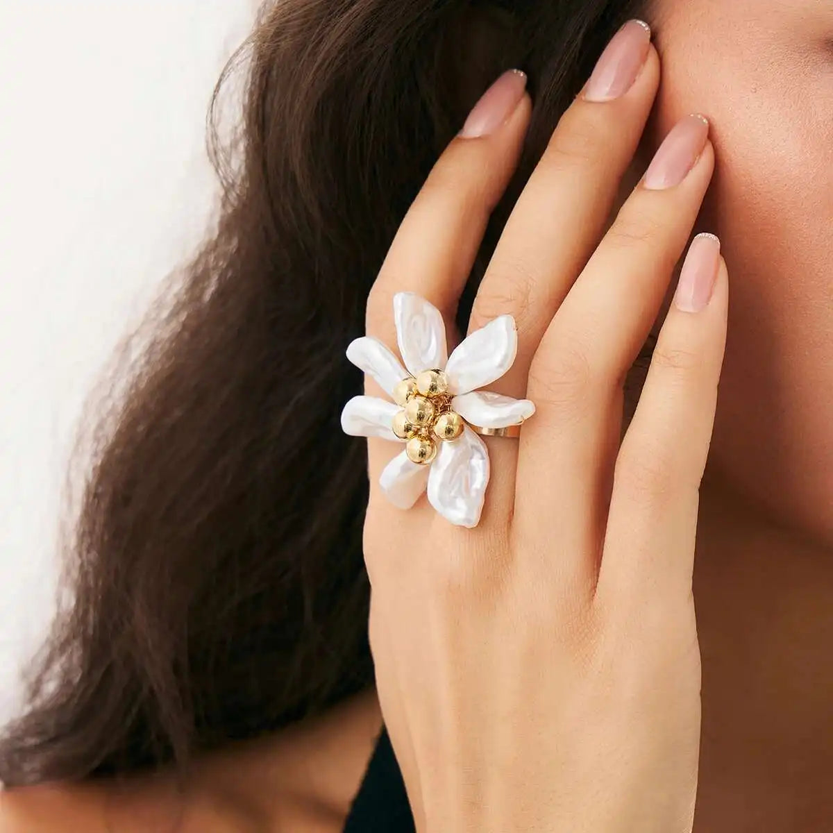 Elegant Imitation Pearl Petal Flower Ring