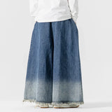 Gemütliche Oversized-Jeans mit weitem Bein