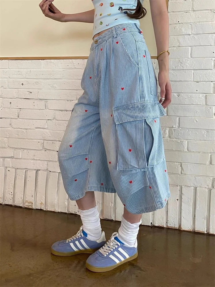 Chic Striped Heart Embroidery Cargo Denim Jorts