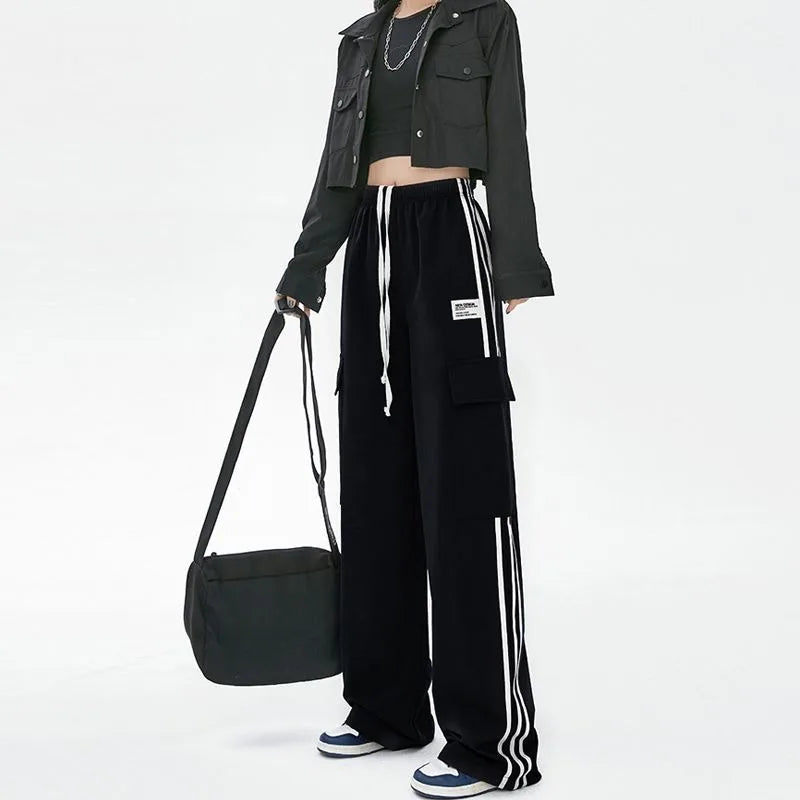 Lässige Oversize-Cargohose mit Streifen und Kordelzug
