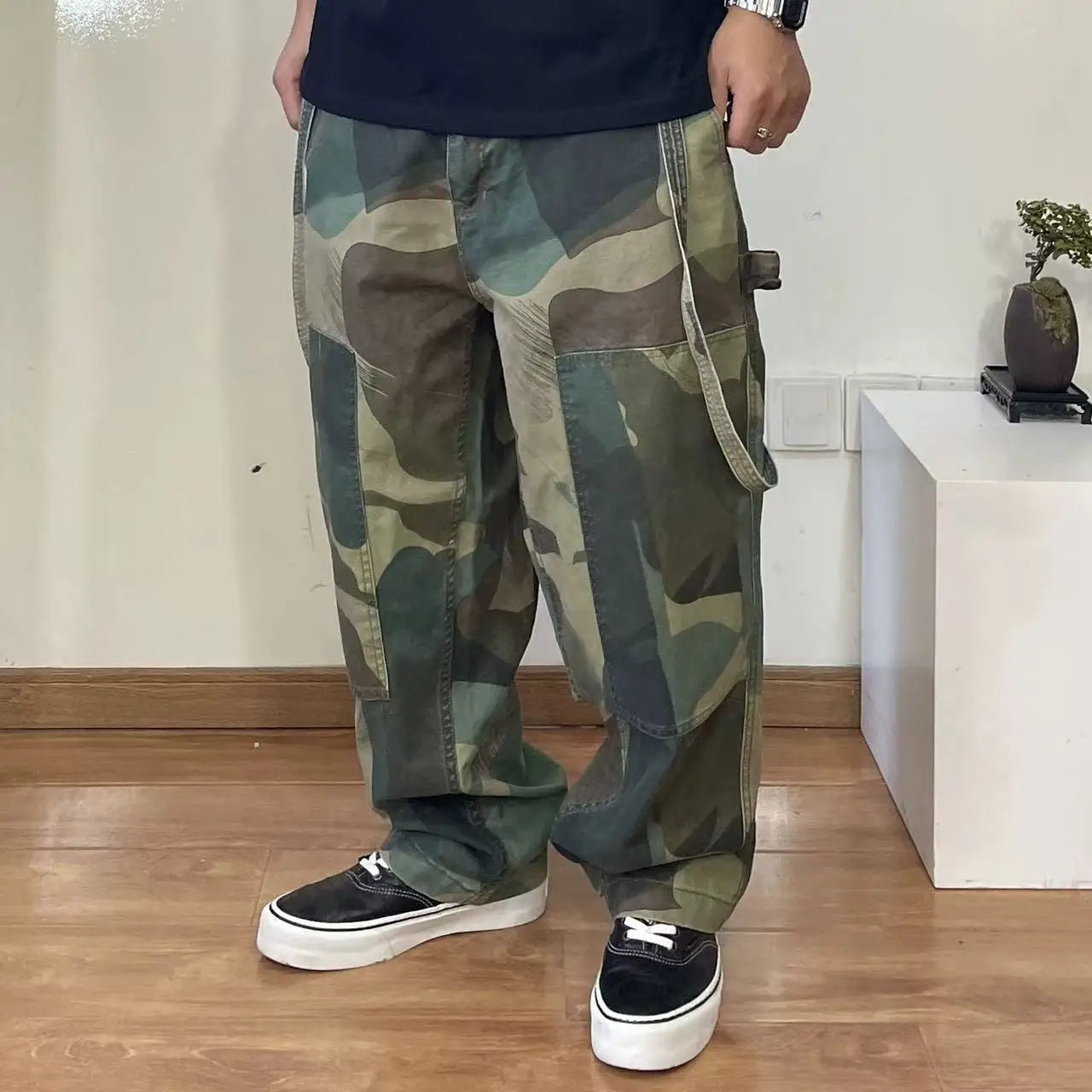 Cargohose im japanischen Camouflage-Stil mit weitem Bein