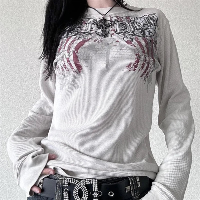 Y2K Ethereal Skull Embrace T-Shirt