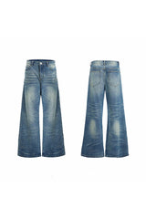 Used-Look-Denim mit Falten und Schlag