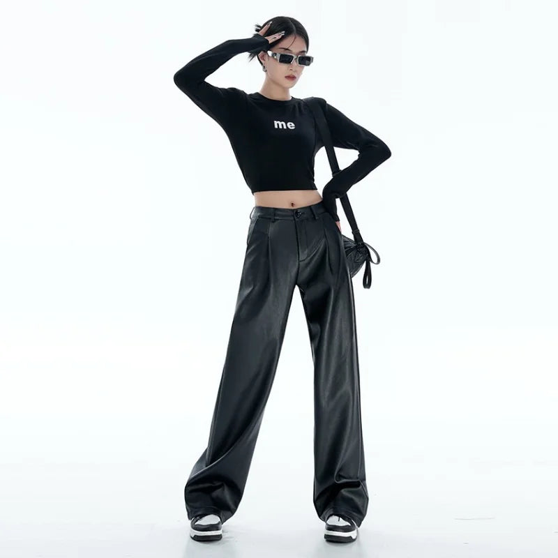 Schwarze Hose aus PU-Leder mit hohem Bund