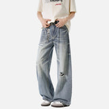 Premium-Jeans mit Used-Look und weitem Bein