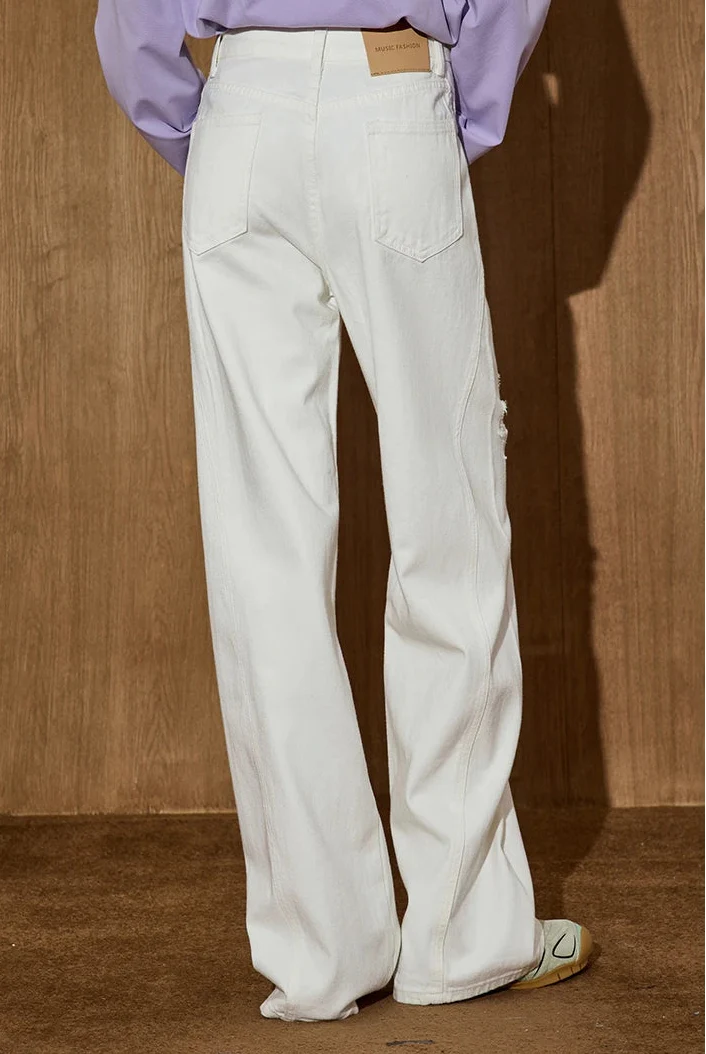 Light Wash Relaxed Fit Wide Leg Denim Jeans