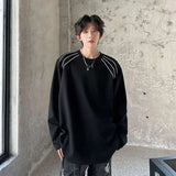 패디드 라운드넥 긴팔 티셔츠