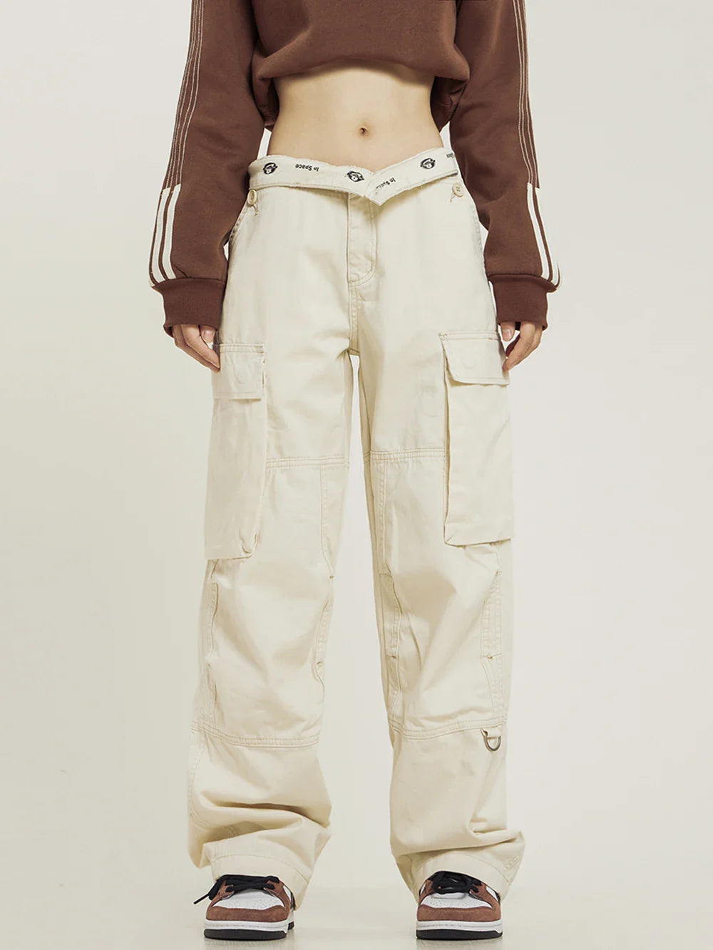 Pantalon cargo ample à revers style années 2000