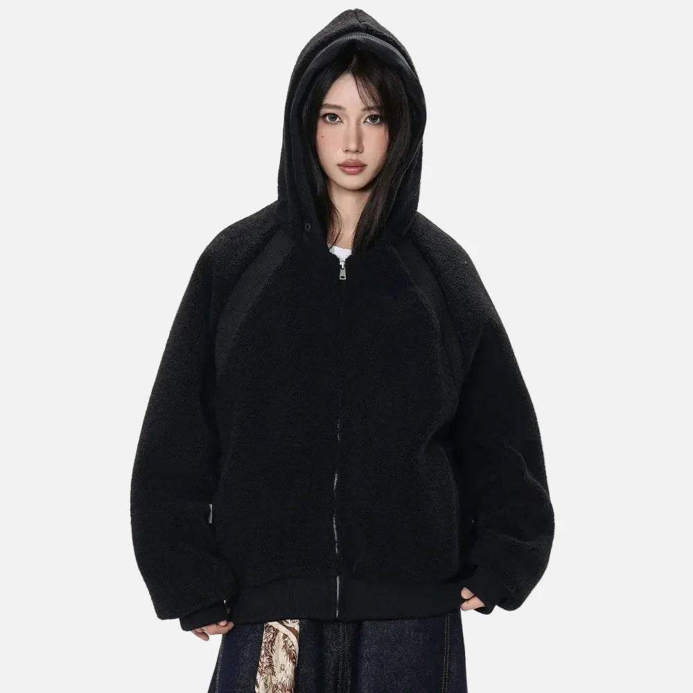Schwarze Steppjacke mit Kapuze aus weichem Fleece