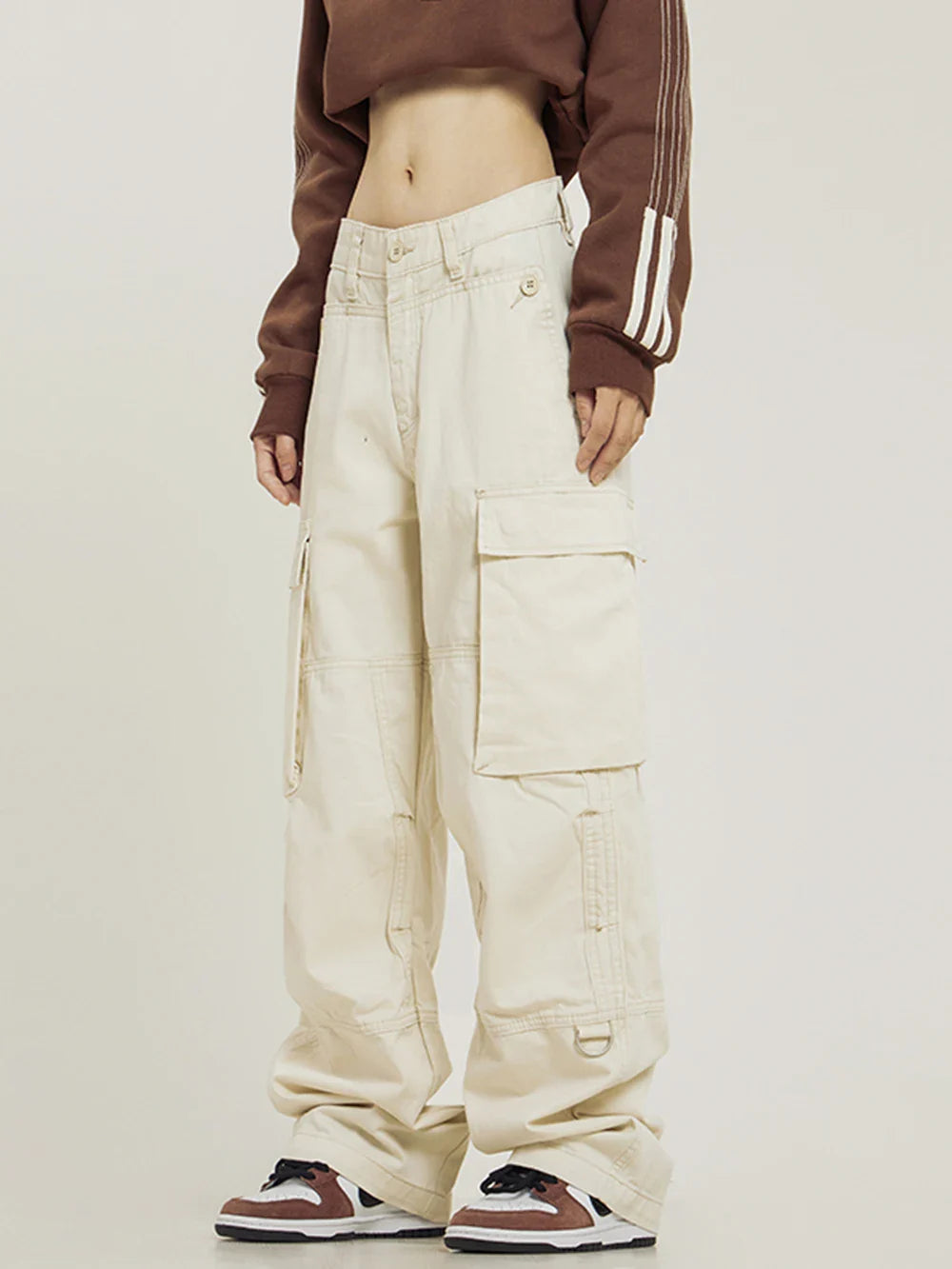 Pantalon cargo ample à revers style années 2000