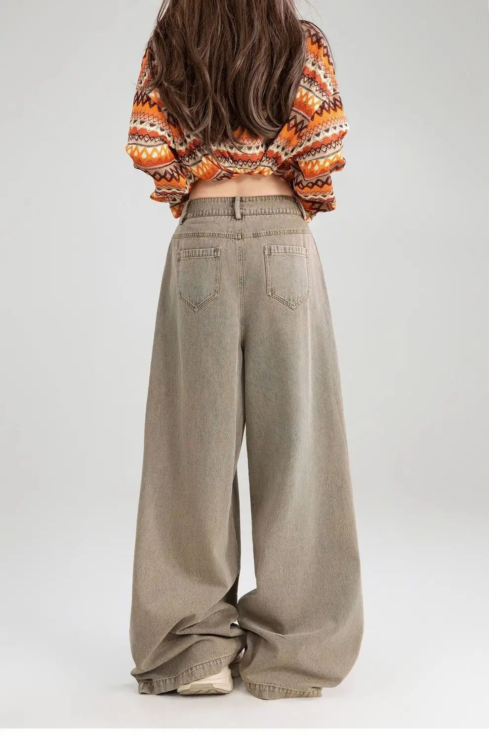 Lässige Vintage-Jeans mit Graffiti-Print und weitem Bein