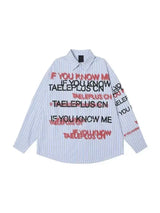 Y2K Herbst-Shirt mit kontrastierendem Streifen- und Buchstabenprint