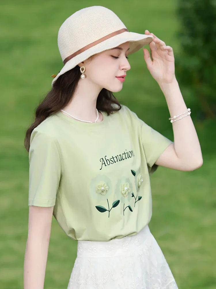 T-shirt brodé de fleurs vertes