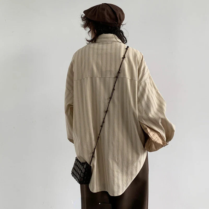 Chemise longue vintage rayée, ample et décontractée