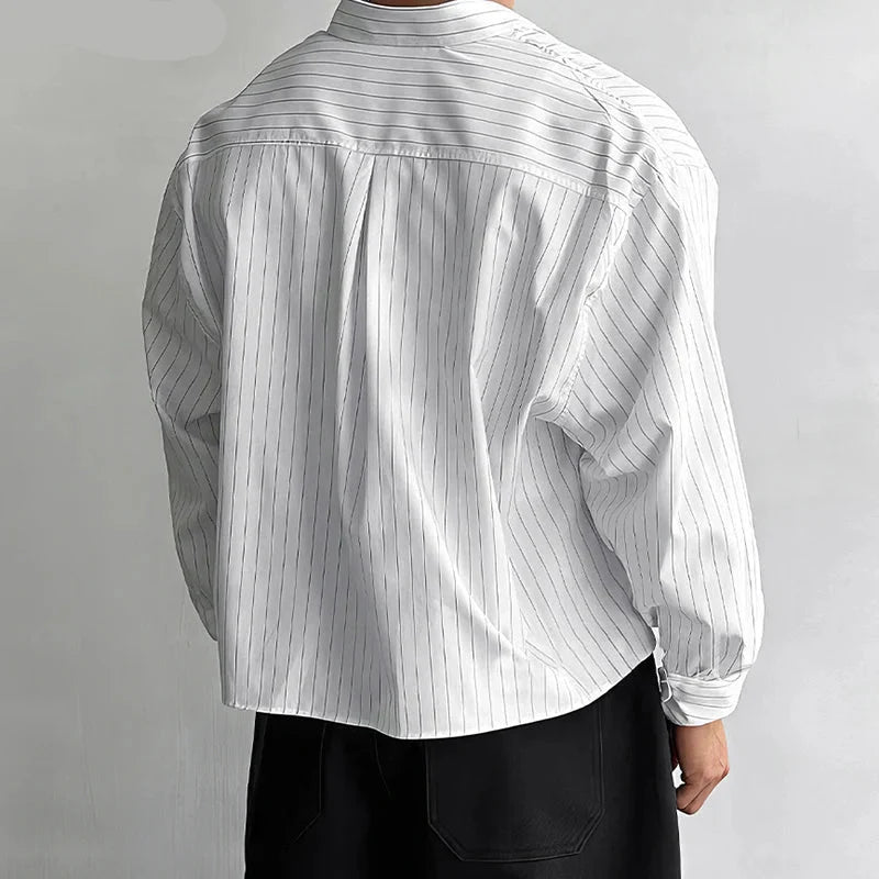 Chemise courte rayée de style coréen classique et simple