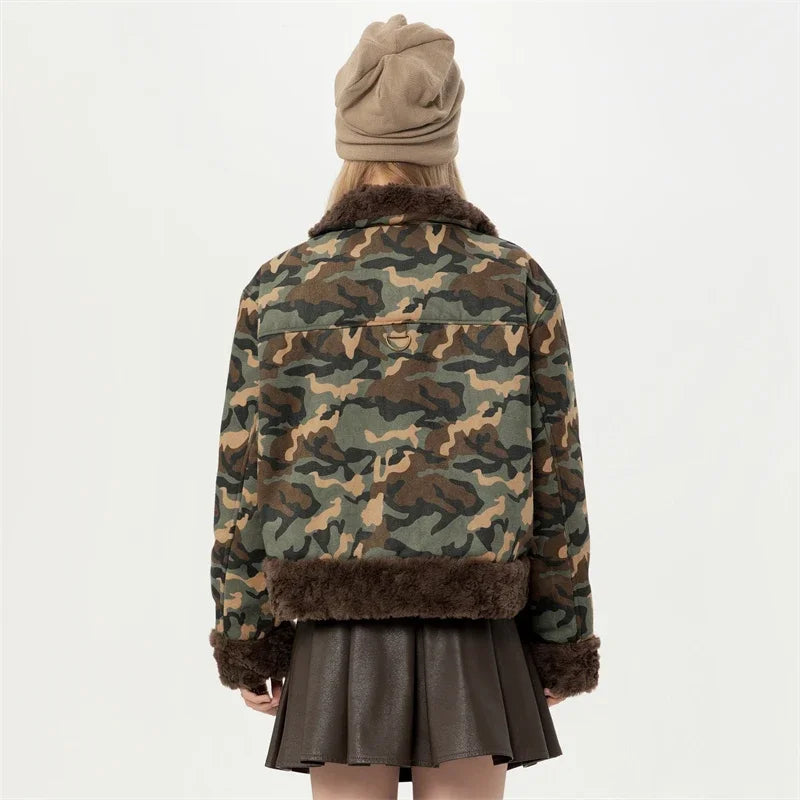Veste d'hiver courte matelassée camouflage pour femme