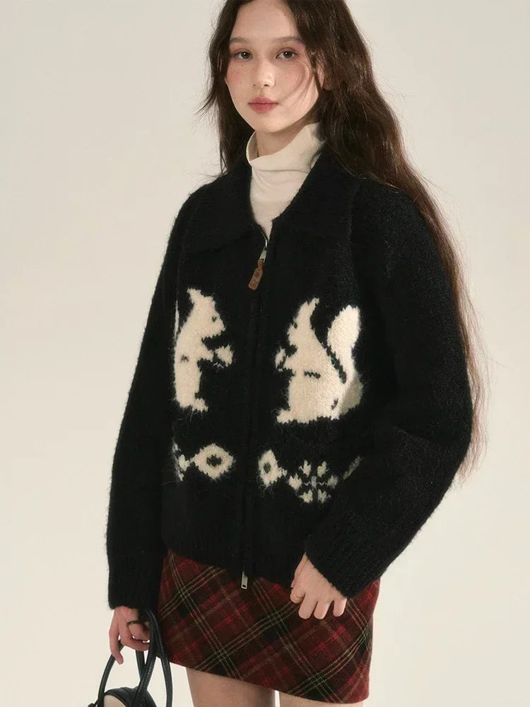 Niedlicher Oversize-Cardigan mit Eichhörnchenmotiv