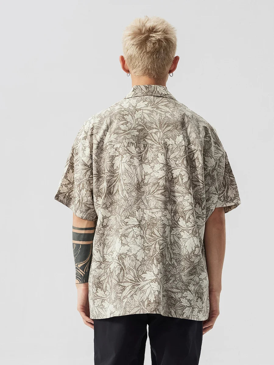 Herrenhemd im koreanischen Stil mit Blumenmuster und lockerem Revers