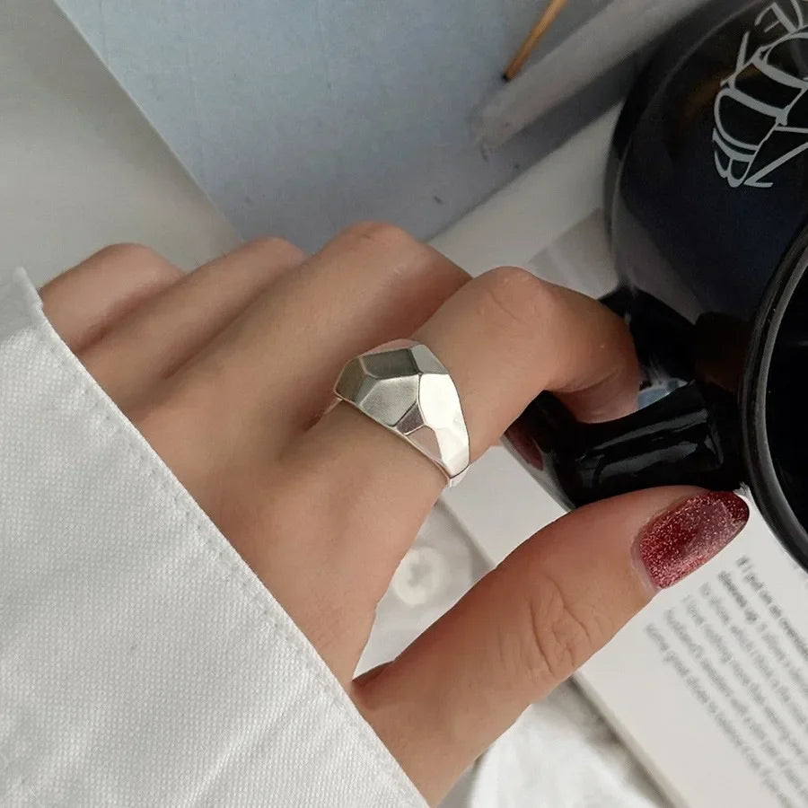 Vintage-Ring aus Sterlingsilber mit unregelmäßiger Geometrie