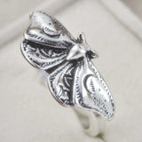 Geometric Carved Pattern Bat Ring