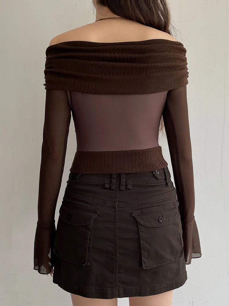 Vintage T-Shirt mit Blumenmuster und U-Boot-Ausschnitt