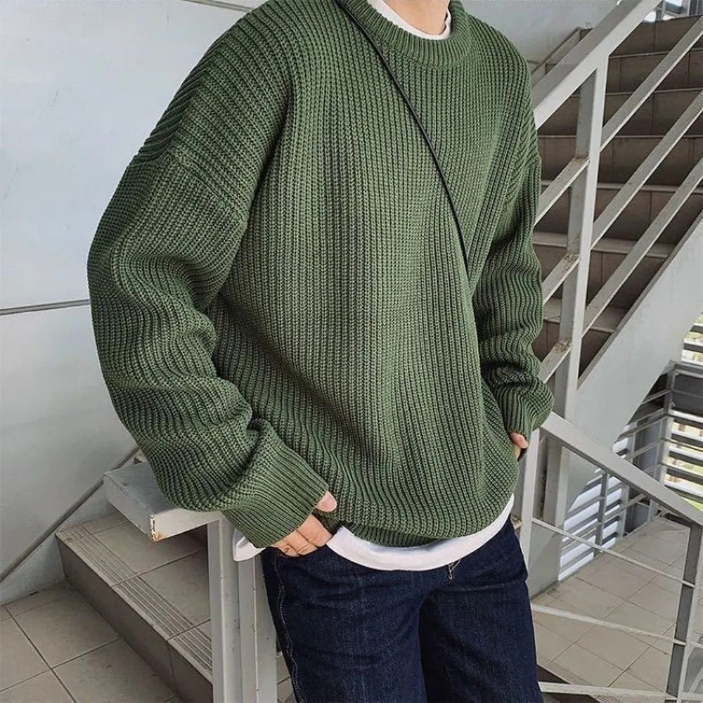 Einfarbiger Strickpullover