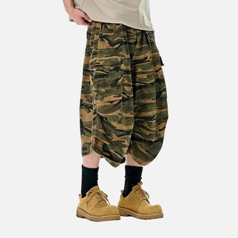 Trendy Jungle Camo Cargo Jorts