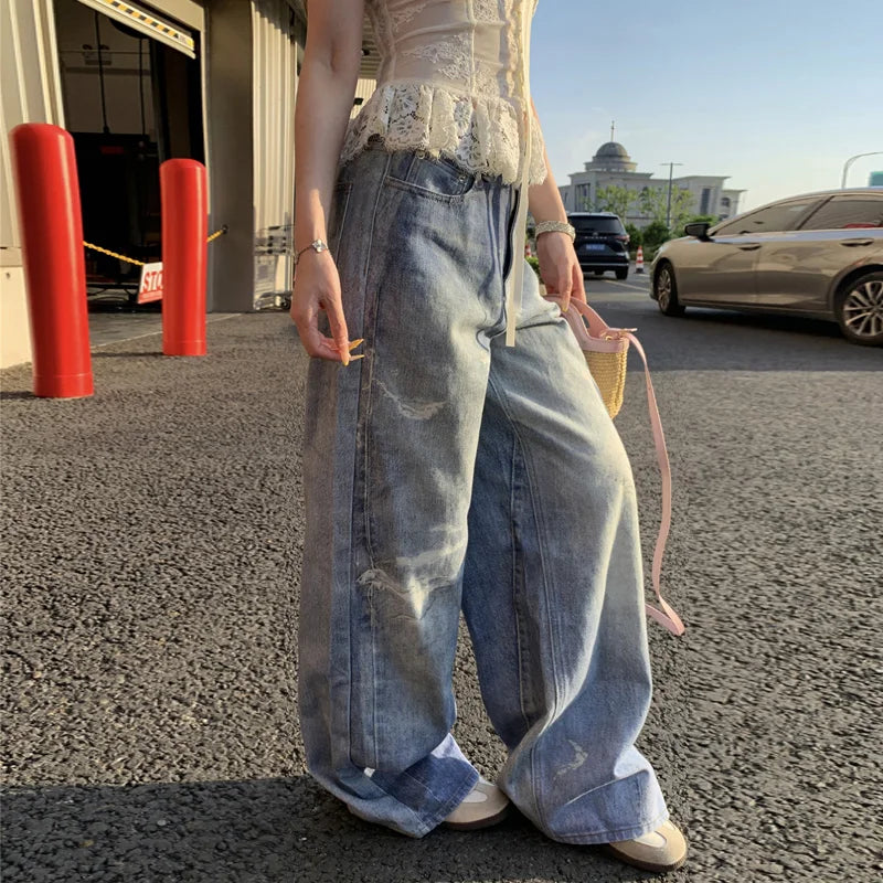 Vintage-Jeans im koreanischen Stil mit Waschung, Rissen und hohem Bund
