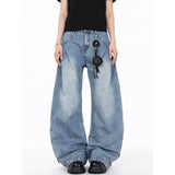 Figurschmeichelnde, hochgeschnittene Baggy-Jeans mit geradem Bein aus Denim