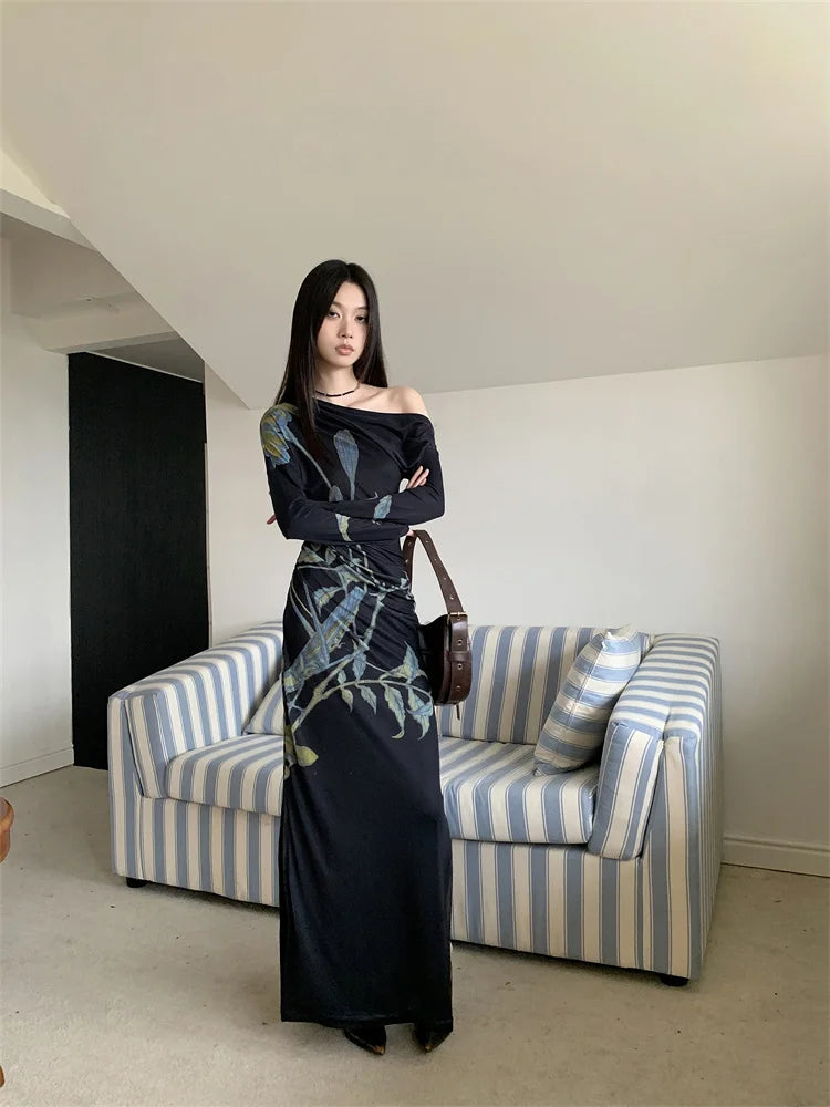 Designer-Maxikleid aus floralem Mesh mit schulterfreiem Ausschnitt