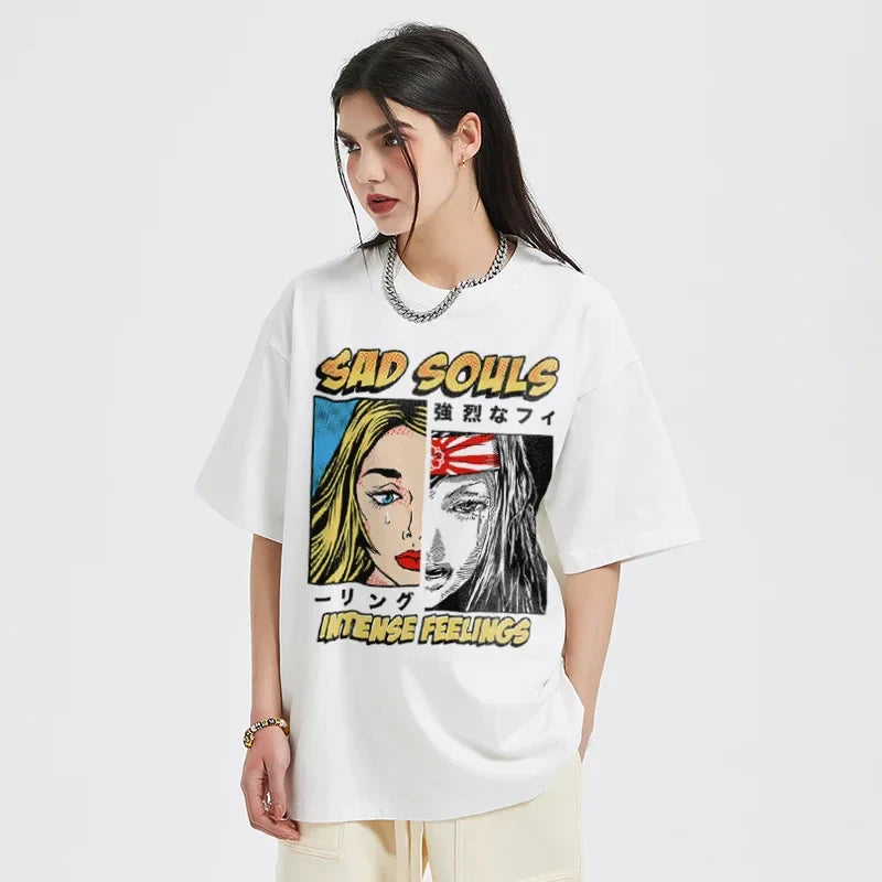 Buntes T-Shirt mit japanischem Cartoon-Motiv